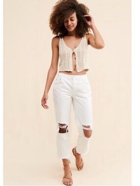 We The Free Maggie Mid Rise Straight Jean  in Optic White Denim Distressed 31